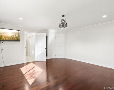 7659 Coldwater Canyon Court - Photo Thumbnail 35