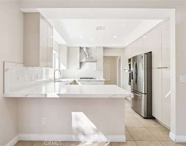 7659 Coldwater Canyon Court - Photo Thumbnail 14