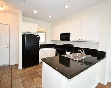 2742 Cabrillo Avenue - Photo Thumbnail 12