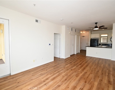 2742 Cabrillo Avenue - Photo Thumbnail 9
