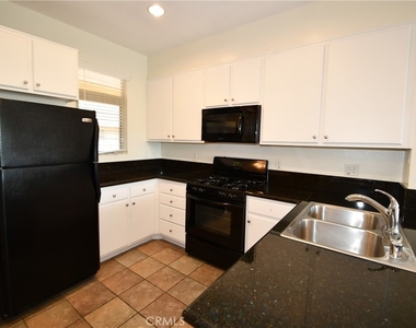 2742 Cabrillo Avenue - Photo Thumbnail 14