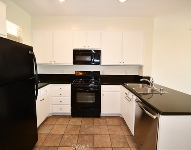 2742 Cabrillo Avenue - Photo Thumbnail 13