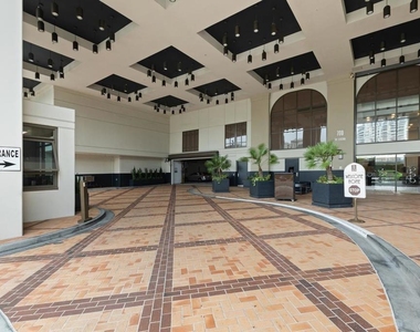 700 W E Street - Photo Thumbnail 30
