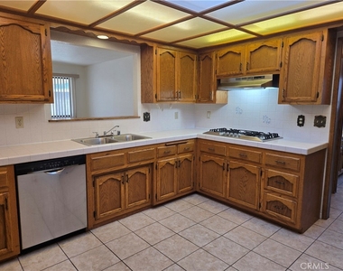 727 Chardonnay Place - Photo Thumbnail 11