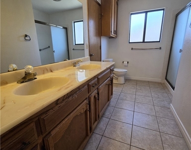727 Chardonnay Place - Photo Thumbnail 17