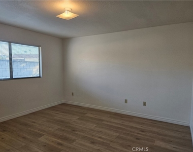 727 Chardonnay Place - Photo Thumbnail 23