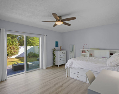 74125 San Marino Way - Photo Thumbnail 3