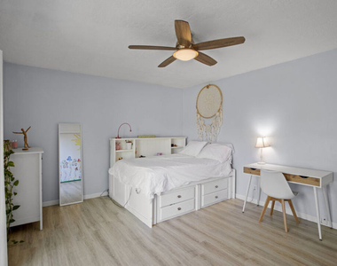 74125 San Marino Way - Photo Thumbnail 4