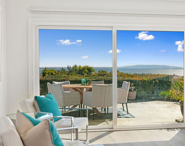 3636 Oceanhill Way - Photo Thumbnail 7