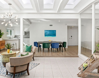 3636 Oceanhill Way - Photo Thumbnail 9