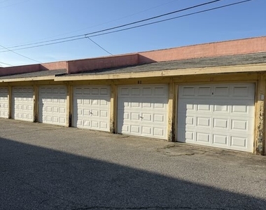 3311 1/2 W 78th Street - Photo Thumbnail 27