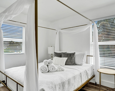 311 Se 3rd Avenue - Photo Thumbnail 19