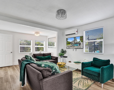 311 Se 3rd Avenue - Photo Thumbnail 9