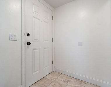 225 Beach Road - Photo Thumbnail 9