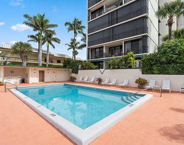 225 Beach Road - Photo Thumbnail 4