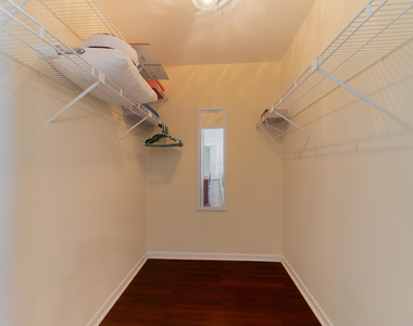 6130 Francis Street - Photo Thumbnail 10