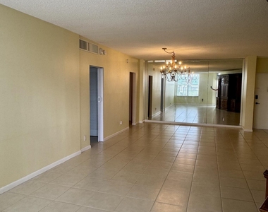 2851 S Ocean Boulevard - Photo Thumbnail 7