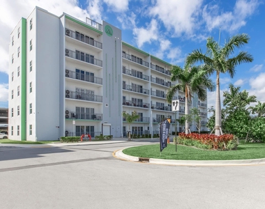 25885 S Dixie Highway - Photo Thumbnail 2