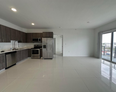 25885 S Dixie Highway - Photo Thumbnail 3