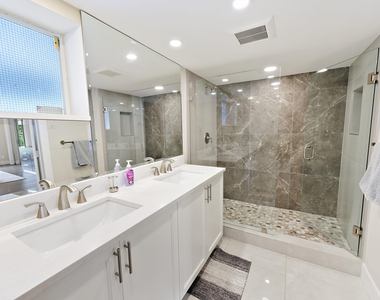 7369 Orangewood Lane - Photo Thumbnail 23