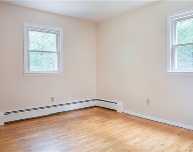 8 Fillmore Court - Photo Thumbnail 14