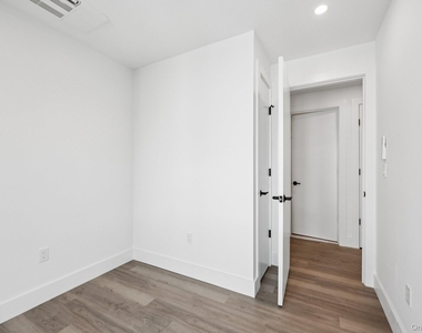 325 Manville Road - Photo Thumbnail 23