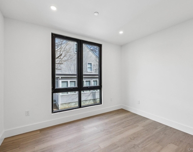 325 Manville Road - Photo Thumbnail 15