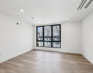 325 Manville Road - Photo Thumbnail 10
