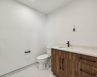 325 Manville - Photo Thumbnail 20