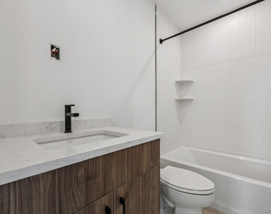 325 Manville - Photo Thumbnail 17
