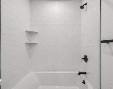 325 Manville - Photo Thumbnail 16