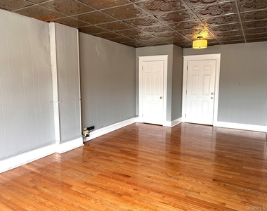 2 Raymond Avenue - Photo Thumbnail 21