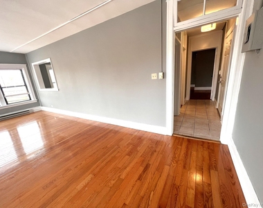 2 Raymond Avenue - Photo Thumbnail 15