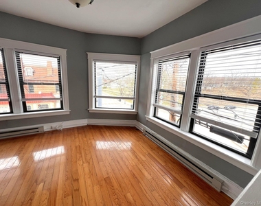 2 Raymond Avenue - Photo Thumbnail 13