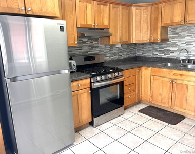 2 Raymond Avenue - Photo Thumbnail 12