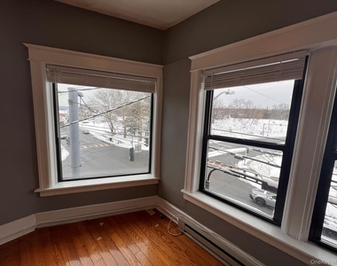 2 Raymond Avenue - Photo Thumbnail 6