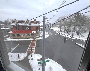 2 Raymond Avenue - Photo Thumbnail 5