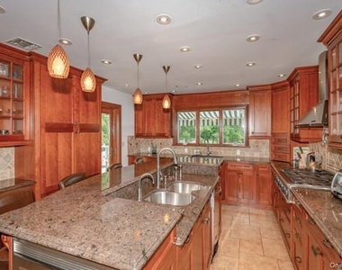 27 W Tiana Road - Photo Thumbnail 9