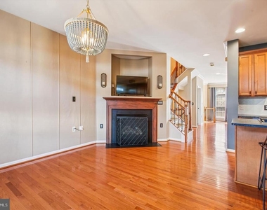 16368 Gangplank Lane - Photo Thumbnail 12