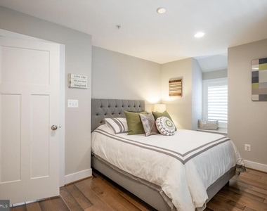 1126 N Stuart Street - Photo Thumbnail 47