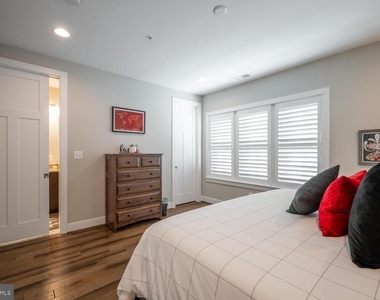 1126 N Stuart Street - Photo Thumbnail 44