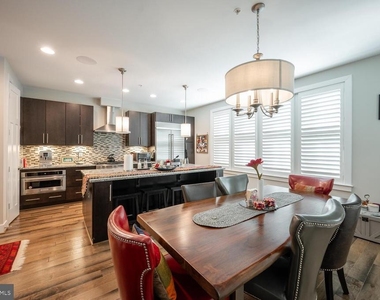 1126 N Stuart Street - Photo Thumbnail 35