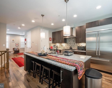 1126 N Stuart Street - Photo Thumbnail 36