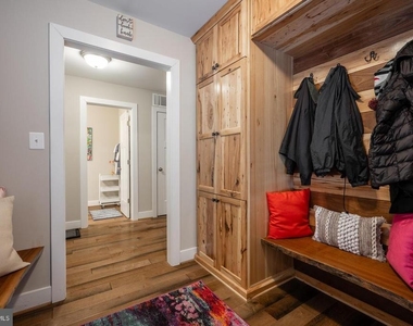 1126 N Stuart Street - Photo Thumbnail 24