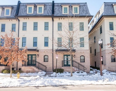 1126 N Stuart Street - Photo Thumbnail 1