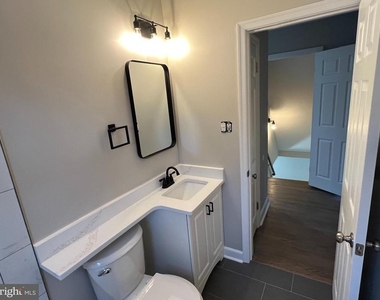 11160 Tippett Road - Photo Thumbnail 7