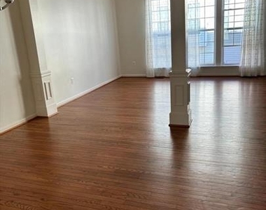 11516 Clairmont Terrace - Photo Thumbnail 1