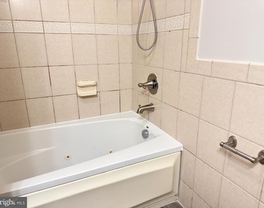 1246 Queen Street Ne - Photo Thumbnail 13