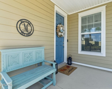 213 Daydream Avenue - Photo Thumbnail 3