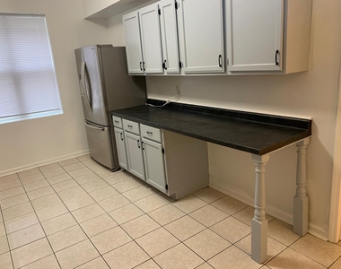 4841 S Evans Avenue - Photo Thumbnail 2